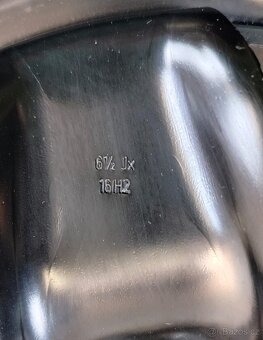 Ocelové strukturované disky Volkswagen 16" + poklice VW 16 - 10