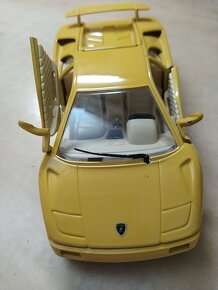 3x MODELY AUTA 1:24-Lamborghini Diablo - Burago, Lamborghin - 10