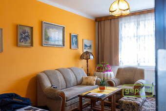 Prodej rodinného domu 4+1 s další stavební parcelou - 10