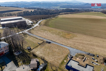 Prodej pozemku k bydlení, 1007 m², Perná - 10