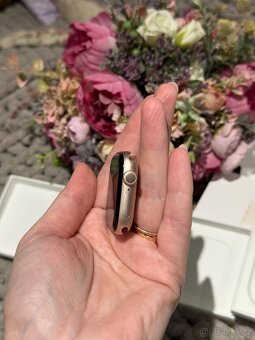 Apple Watch 10, 42mm rose - 10