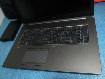 Herní HP ZBook G6 17.3" Intel Xeon 5Ghz 1TB SSD RTX5000 32G - 10