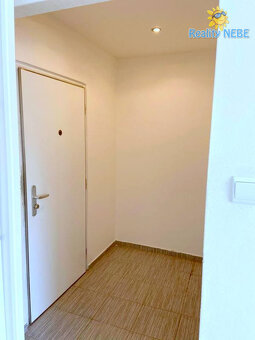 Pronájem bytu 1+kk, 27 m2, Českolipská, Praha 9, Prosek - 10