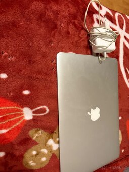 MacBook Air 13” (2017) – Intel i5 / 8 GB RAM / 256 GB SSD – - 10