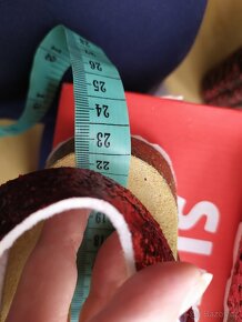 Dívčí sandály zn. Superfit, vel. 33, flitry, jahody - 10