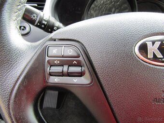 Kia Ceed 1.6 i ,  99 kW benzín, 2012 - 10