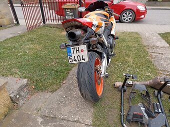 Honda CBR1000RR Fireblade - 10