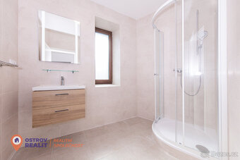 Pronájem moderního bytu 3+kk s terasou – 90 m², Langrova uli - 10