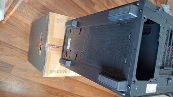 počítačova skříň Deepcool Macube 110 - 10