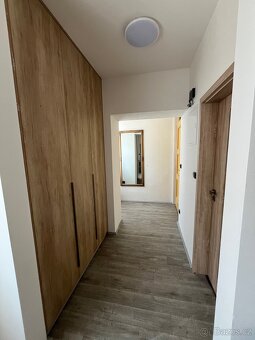 Pronajmu slunný byt v centru Hradce Králové - 10