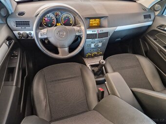 Opel Astra 1.6 16V 77kW kombi - 10