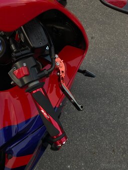 Honda CBR 600RR A2 - 10
