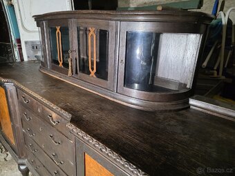 Starožitný Příborník - 10