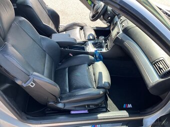 BMW E 46 330 ci - 10