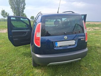 Škoda roomster scout 1.2 tsi - 10