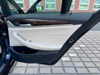 BMW G30 FL 530e/215kw, Luxury Line, pěkný vůz - 10