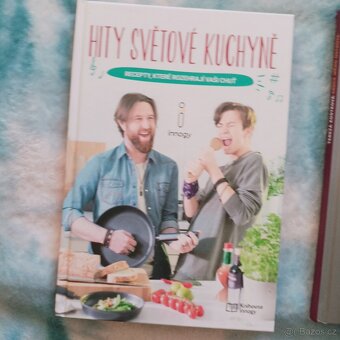 knihy různého žánru - 10