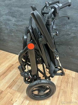 Invalidní skládací vozík - 10