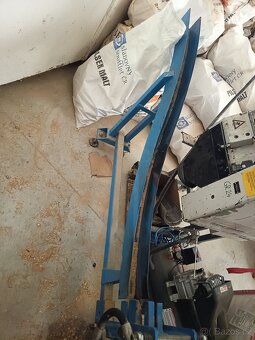 Briketovací lis - 10