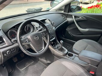 Opel Astra J 1.7 CDTI, 81 kW, nafta - 10