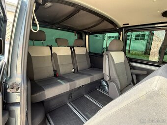 Volkswagen Multivan 2.5 TDI (2009) – 7 míst, spaní. - 10