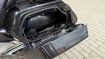 Prodám bouraný Honda GOLDWING - 10