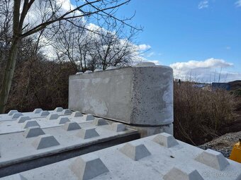 Betonové kostky, betonové bloky - 10