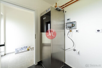 Prodej novostavby rodinného domu 5+KK, 149m2, s pozemkem 14 - 10