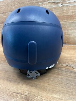 Dětské lyže a helmy - 10