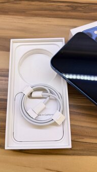 iPhone 13 Blue 128 gb - 10