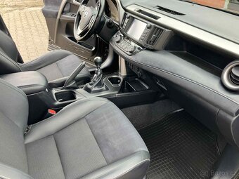 Toyota RAV 4 - 10