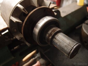 Prodám elektromotor MEZ 5,5kw 960 ot. 380V - 10