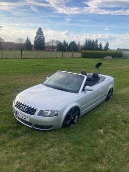 Audi a4 cabrio 2,4i v6 - 10