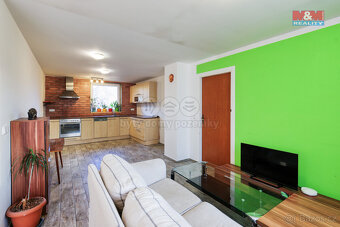Prodej dvougeneračního rodinného domu, 140 m², Lojovice - 10