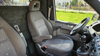 Volkswagen Transporter T5 1.9 TDi - 10