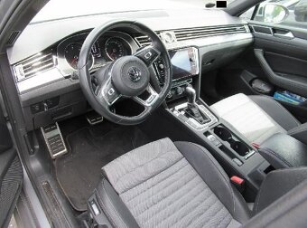 VW Passat B8 2.0TDI 110kW DSG R-line - 10