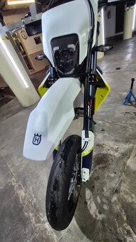 Husqvarna 701 Supermoto 2019-14tis km - 10