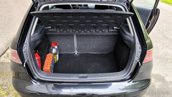 Prodám Seat Ibiza 6l 1.4 16v 55kw (2003) - 10