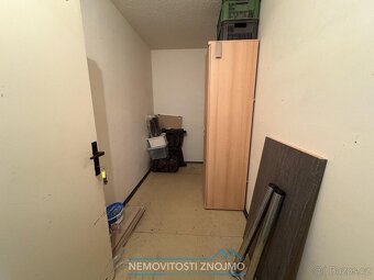 Zrekonstruovaný 1+1 se vším, co potřebujete balkon, sklep i - 10