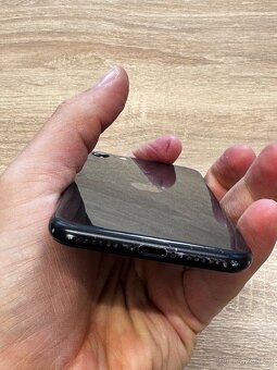 iPhone SE 2020 64GB (93% baterie) - 10