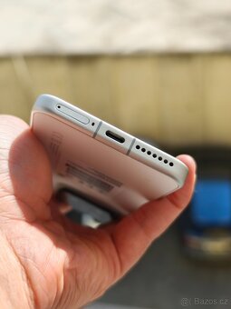 Xiaomi 15 bílý 512gb - 10