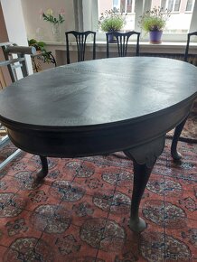 Starožitný stůl a 6 židlí - 10