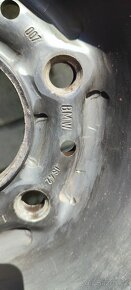 Originální plechová kola BMW  BM 815 - TOP stav (zimní) - 10