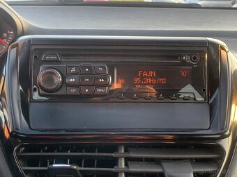 Peugeot 208 1.0 i ,  50 kW benzín, 2014 - 10