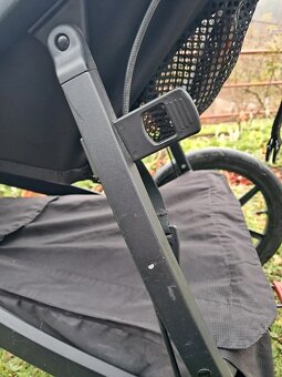 Kočárek Thule Urban Glide 2 včetně korbičky - 10