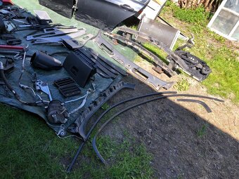Soubor nahradnich dilu BMW 3 e90 325i 160kw 2005 - 10