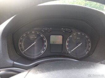 Škoda Octavia 2 1.9 TDI 77kw kombi. 355000km.Rok2005 - 10