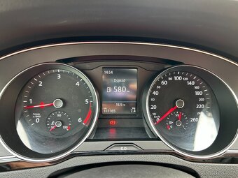 VW PASSAT B8 2.0TDI 110KW COMBI 111TKM HIGHLINE ČR DPH KŮŽE - 10