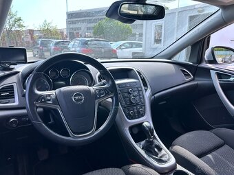 Opel Astra J 1,6 16V, 2009, tyrkysová, najeto 135.386 km - 10