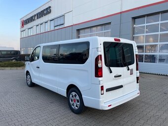 Zapůjčení 9 místné dodávky Renault Trafic L2H1 - 10